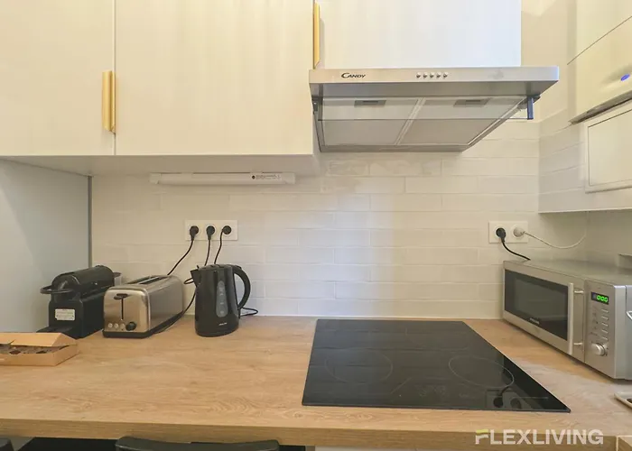 Flexliving - 99 Felix Faure - Whole アパート